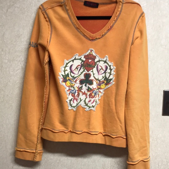 says xxl but no way I would say med.  ptp is 19 1/2 and length 25 - Picture 1 of 8